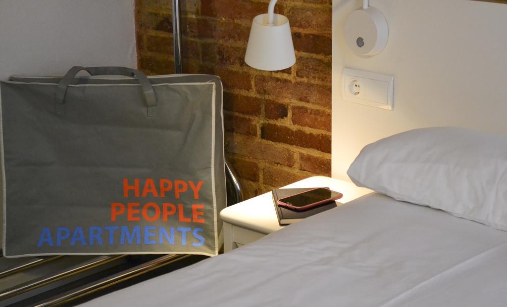 Happy People Plaza España Apartments Barcelona Habitación foto